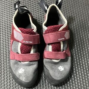 Evolv Climbing Shoes - Red and Gray